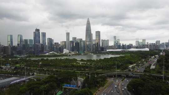 阴天多云时的深圳南山区后海和深圳湾口岸