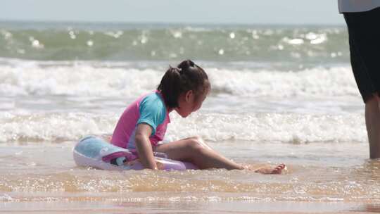 大海沙滩海边冲浪人物景色实拍视频制作素材