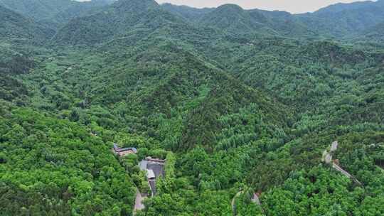 甘肃天水麦积山石窟