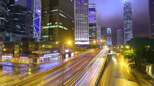 繁忙的交通在香港