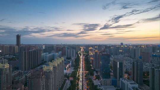 航拍夜幕下的西安城市快速路