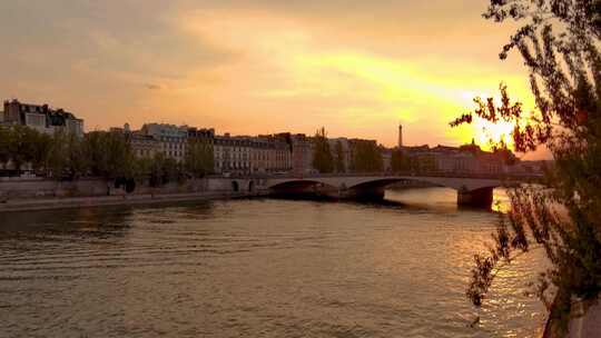 城市航拍法国巴黎塞纳河埃菲尔铁塔日出日落视频素材模板下载