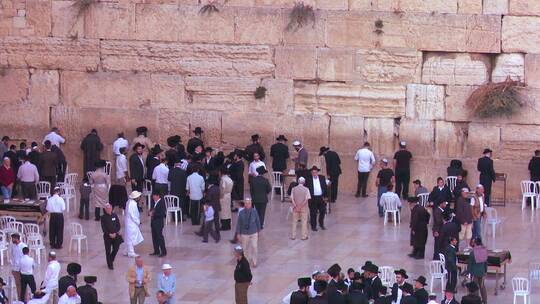 朝圣者在耶路撒冷祈祷视频素材模板下载