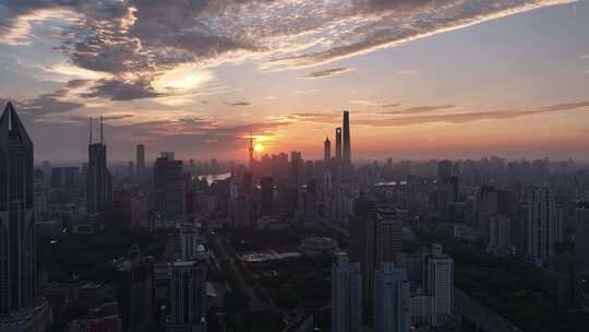 上海日出天际线航拍