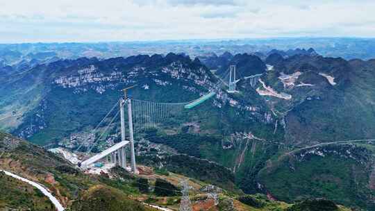 花江峡谷大桥建设航拍