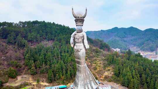 剑河仰阿莎 女神雕像 苗族女神 最美女神