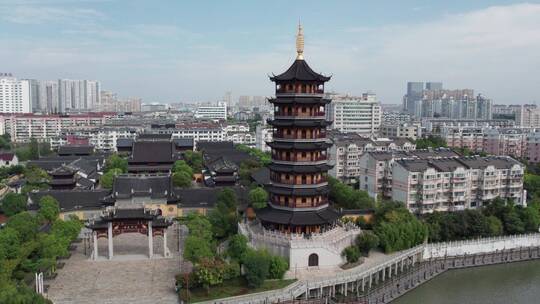 航拍江苏泰州城市建筑景观天际线