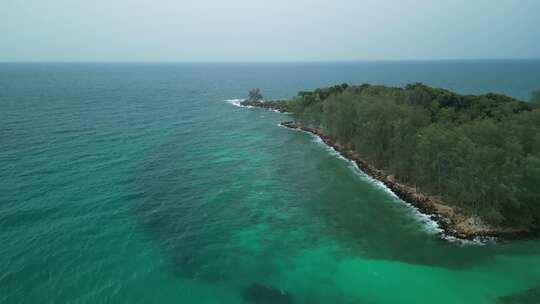 泰国大洋湾古德岛热带海岸线航拍视频