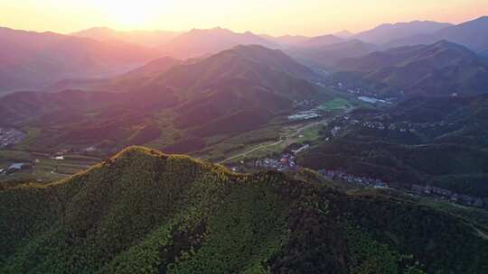 莫干山日出 美丽山村