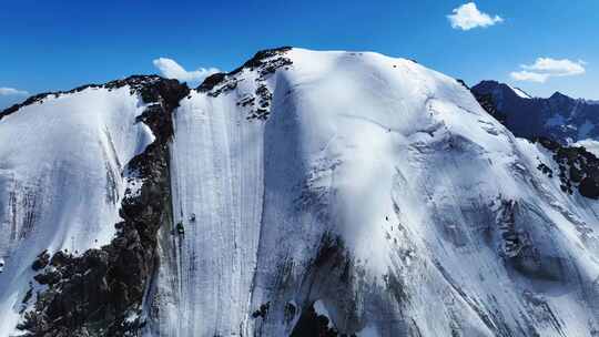 雪山山脉