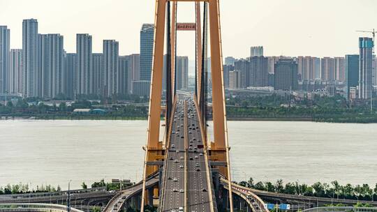 武汉城市建筑杨泗港长江大桥车流延时视频素材模板下载