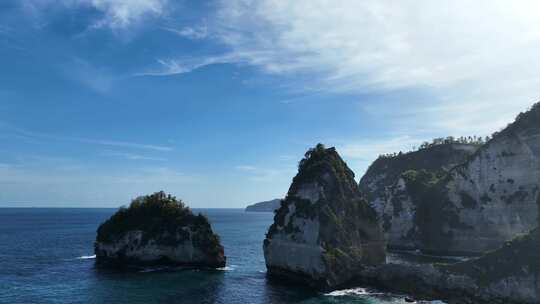 印度尼西亚努沙佩尼达岛钻石沙滩海景航拍视频素材模板下载