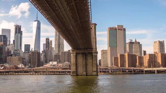 平移拍摄跨江大桥视频素材模板下载