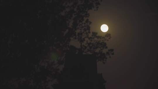 实拍十五的月亮-夜晚古建筑-月圆之夜