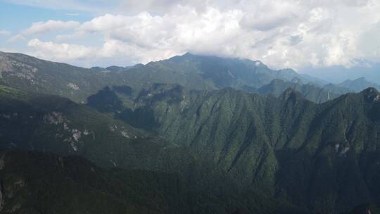 航拍湖北神农架5A景区