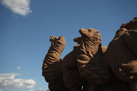 丝绸之路 骆驼雕塑 骆驼  驼队 城市雕塑