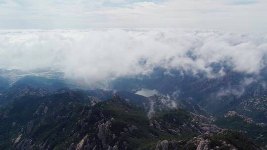 航拍青岛崂山巨峰海上名山特写延时拍摄