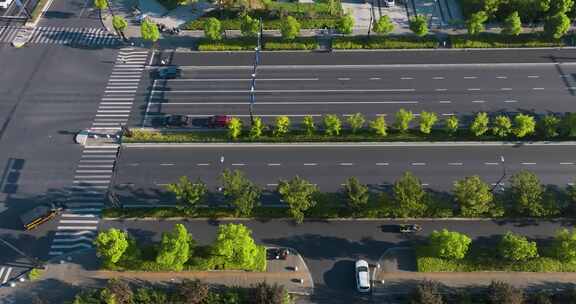 清晨杭州滨江城市街道交通车流航拍