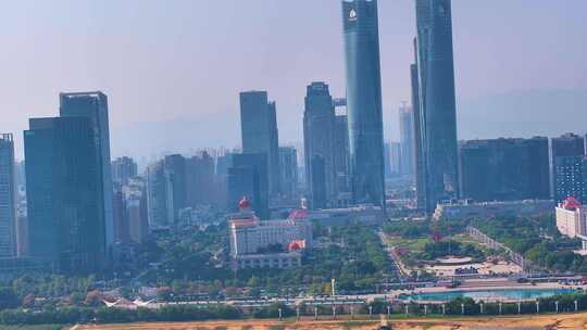 江西南昌绿地中央广场双子塔航拍高楼大厦摩视频素材模板下载