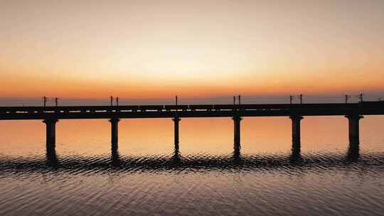 蒙华铁路浩吉铁路运煤专线夕阳跨湖大桥