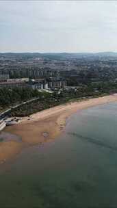 大海海浪沙滩风景浪花竖屏航拍