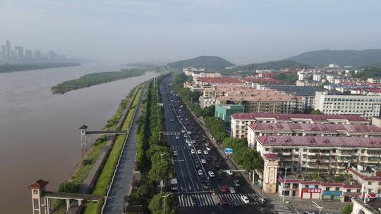 航拍湖南长沙湘江江滩步道