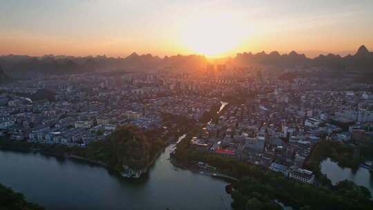 4K广西桂林漓江象鼻山日落航拍视频