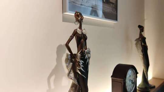 室内装饰人物雕塑摆件素材