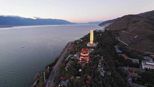 云南大理洱海和罗荃半岛日落黄昏夜景航拍