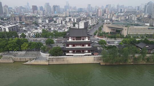 航拍湖南长沙湘江杜甫江阁