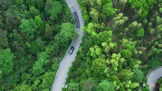 航拍汽车行驶在盘山公路