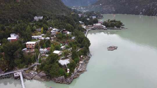 Caleta Tortel村，靠近Carretera南部-巴塔哥尼亚，智利-南美洲parti的尽头