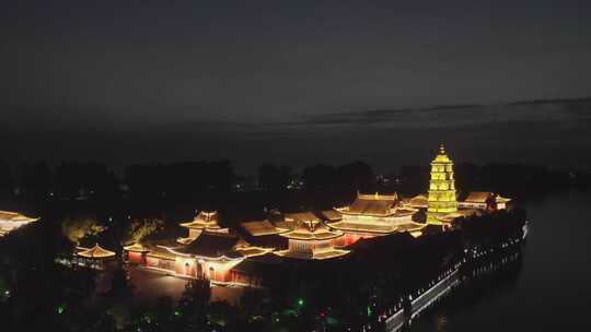 江苏高邮镇国寺夜景