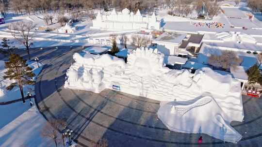 中国黑龙江哈尔滨太阳岛雪博会雪雕航拍