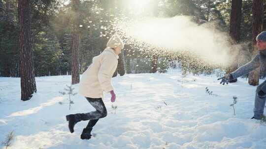 浪漫，男人，女人，打雪仗