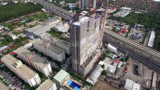 鸟瞰高层建筑施工08