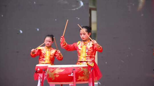 活力校园 快乐童年  文艺表演