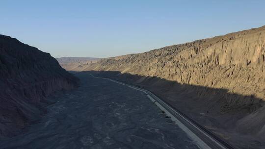 新疆旅行独山子大峡谷风光视频素材模板下载