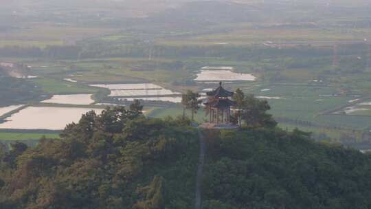 武汉江夏灵泉寺亭子航拍