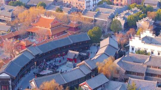 航拍台儿庄古城长焦压迫感暖色调