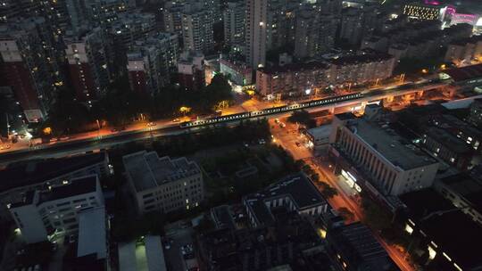 上海地铁夜景航拍