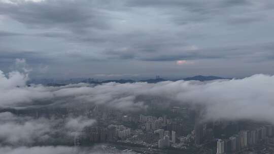 云端上的深圳湾超总基地在建工地航拍空镜