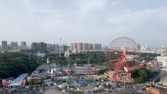 游乐园摩天轮全景俯拍素材