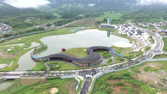 东黄山国际小镇悠悠湖街区