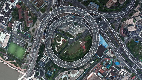 4K上海无人机拍摄南浦大桥全景旋转