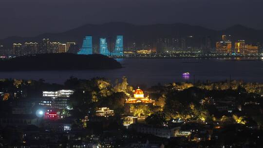 4K厦门鼓浪屿日光岩鹭江道夜景城市航拍