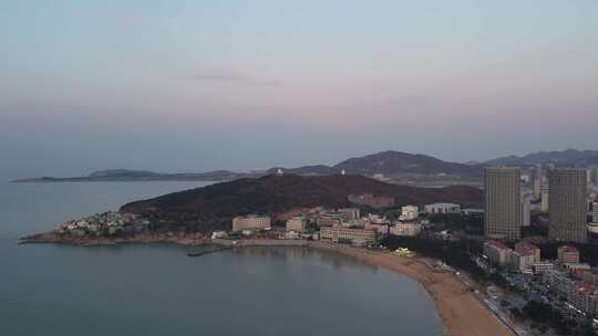 傍晚 威海国际海水浴场风光航拍素材