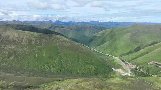 航拍四川阿坝黑水雅克夏高山草甸风光