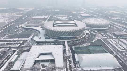 光谷国际网球场雪景视频素材模板下载