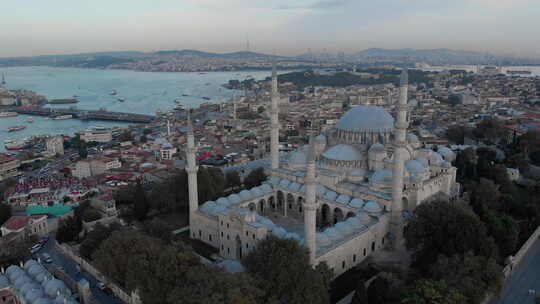 土耳其伊斯坦布尔法提赫苏莱曼尼耶清真寺鸟瞰图